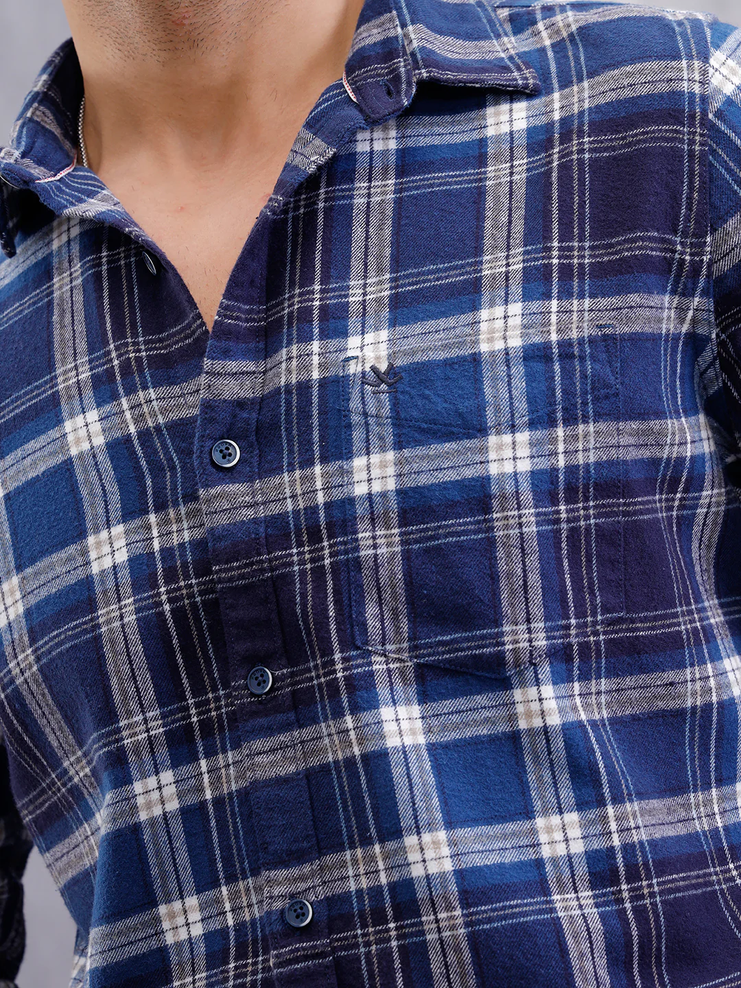 Brushed Flannel Check Shirt In Slim Fit | Navy Blue - Image 4