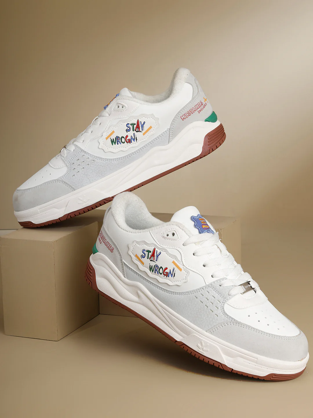 Sneakers | Manhattan Canvas - Image 2