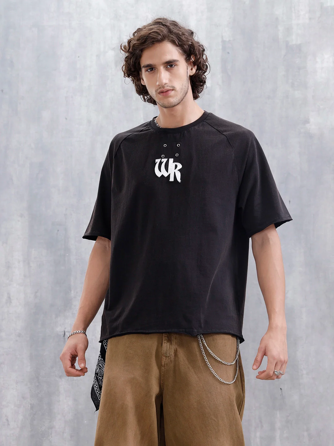 Men Casual Oversized Fit Tshirt With Applique Patch | Black