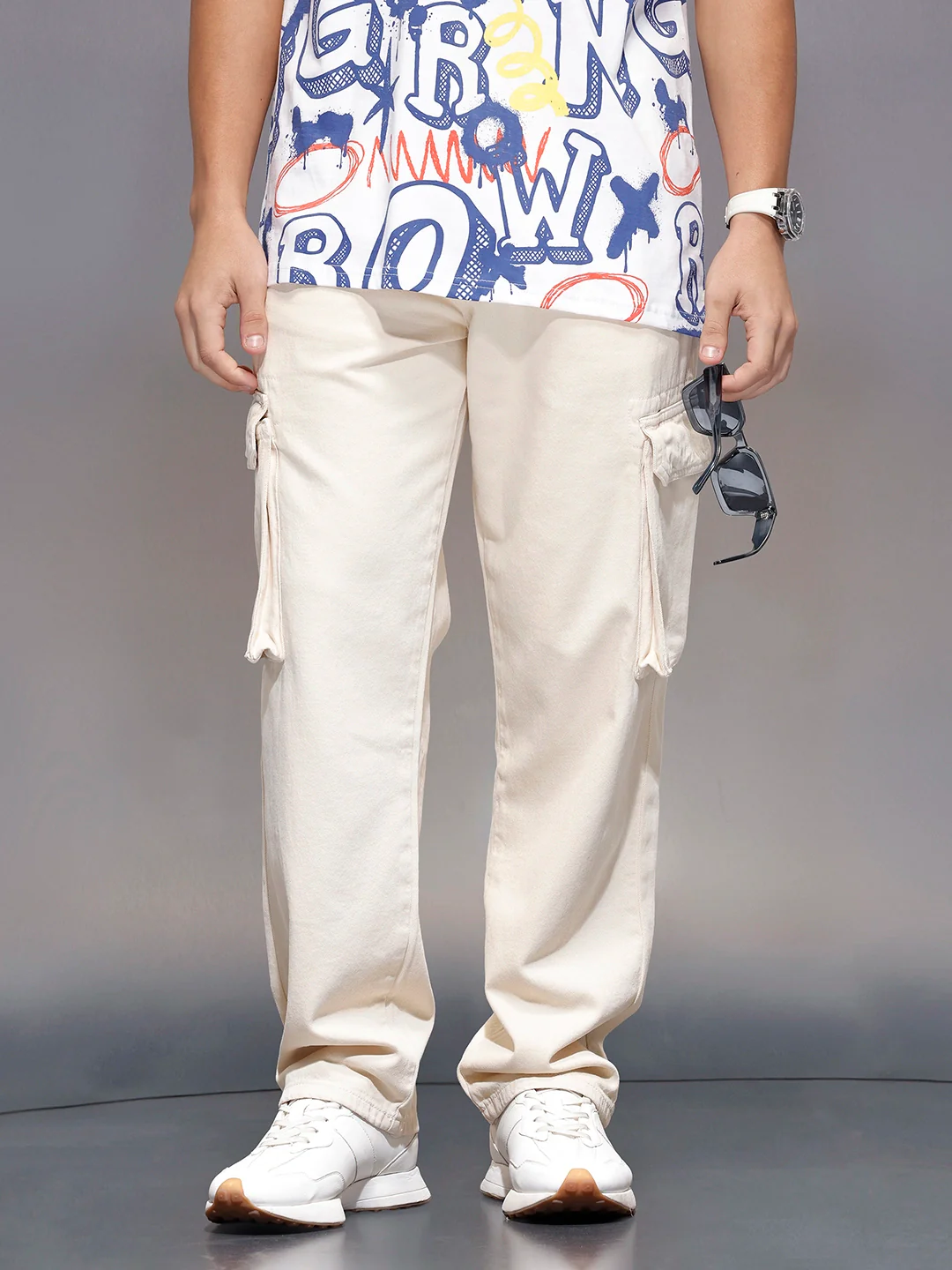 Men’s minimal loose fit cargo trousers | Khaki