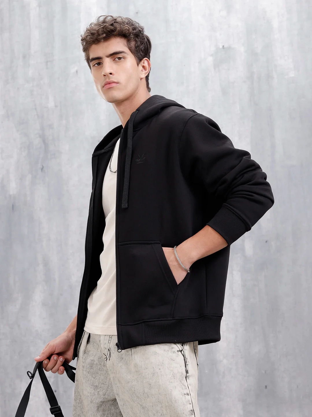 Men's Solid Zip-Up Hoodie Sweatshirt | Black - Image 9