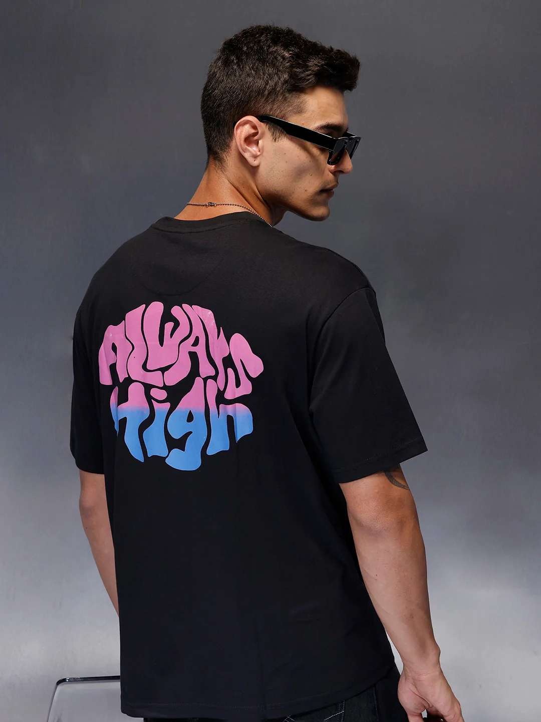 Men's oversized tee with back print | Black