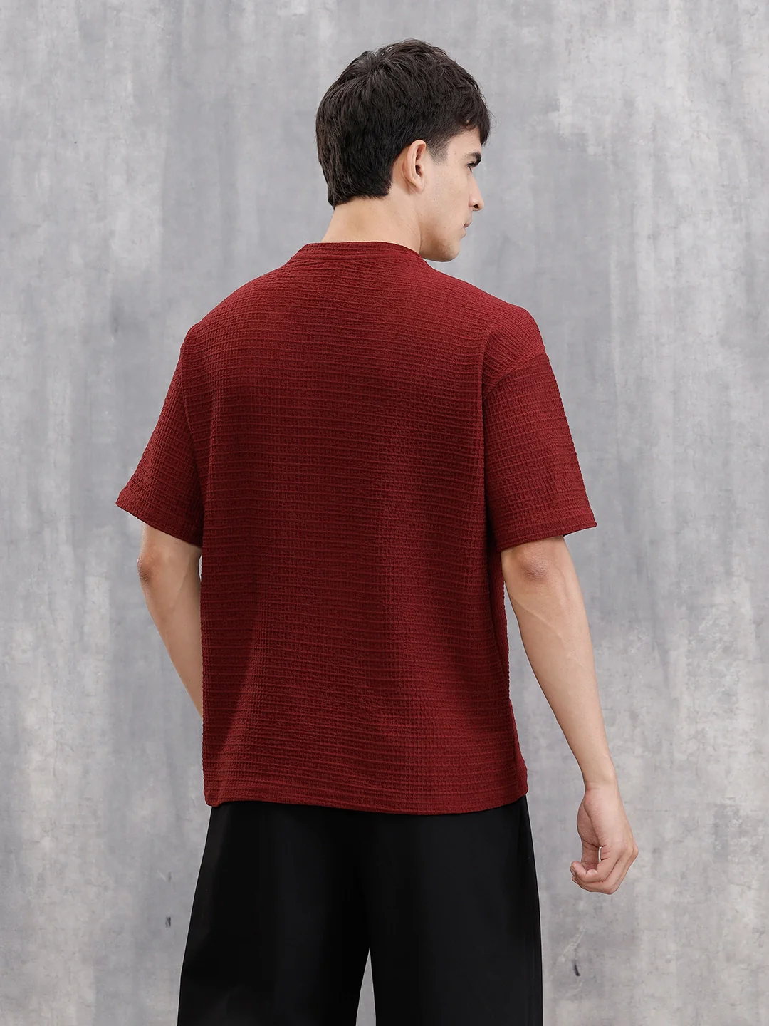 Oversized Jacquard Textured Crew Neck T-Shirt | Maroon - Image 7
