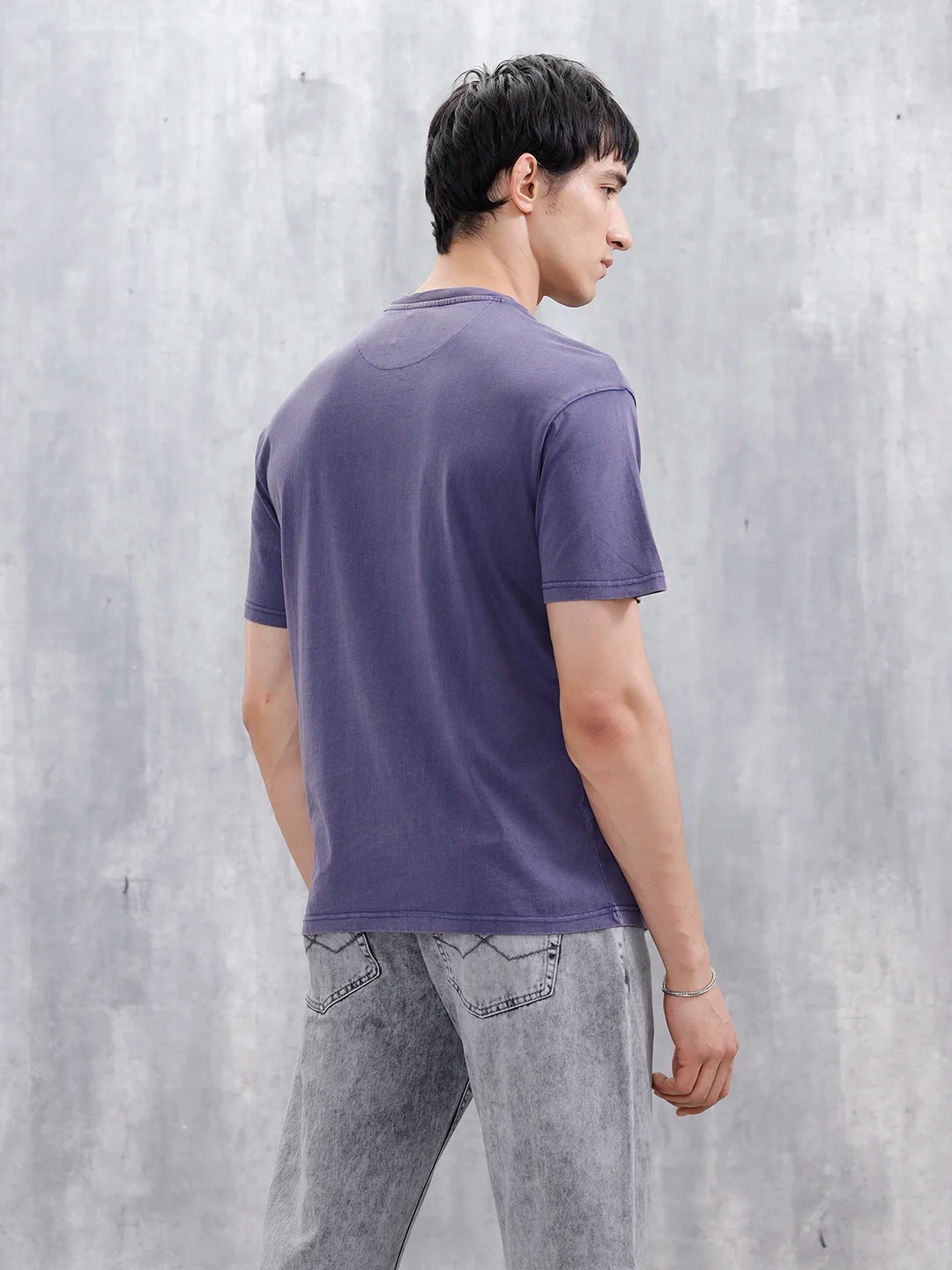 Oversized Washed Distressed Graphic T-Shirt | Navy Blue - Image 3