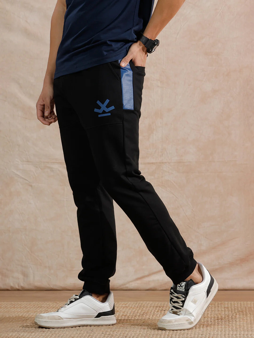 Placement Printed Jogger | Black