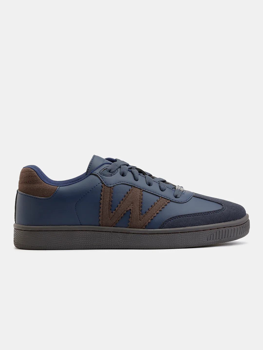 Sneakers | Sazerac Deeplake