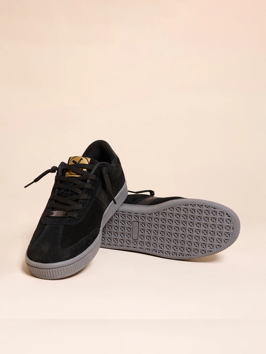 Sneakers | Sazerac Noir - Image 3