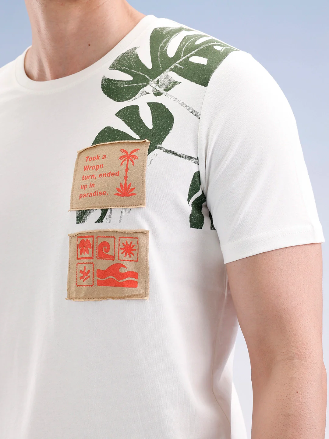 Slim Fit Placement Patch Printed T-Shirt | Off White - Image 5