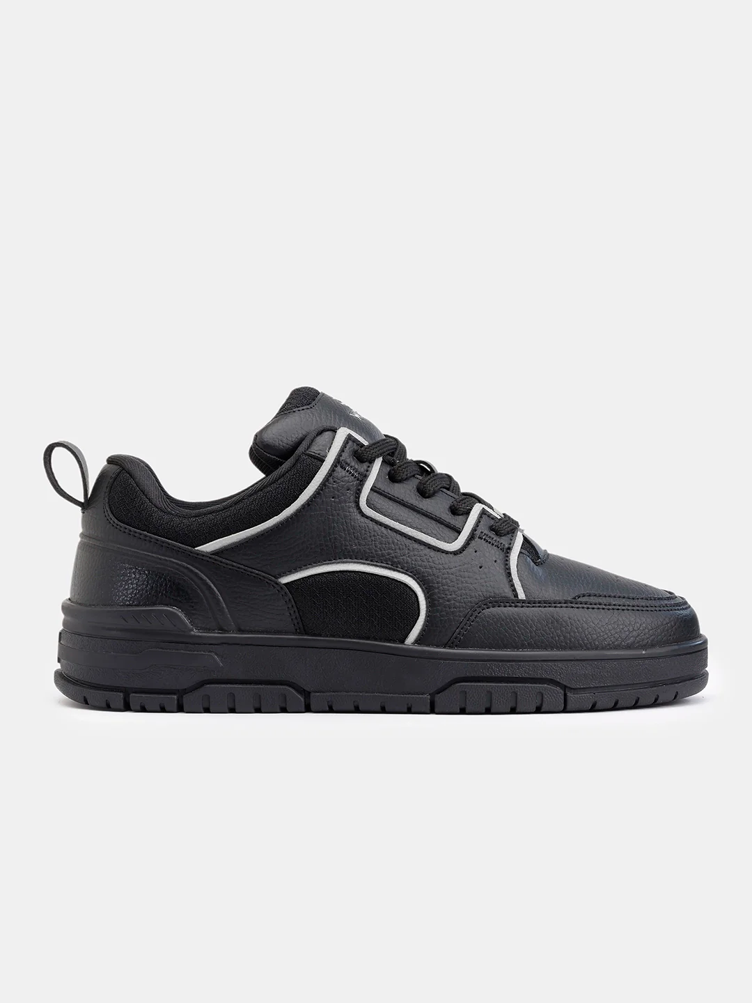 Sneakers | Greyhound Nightline