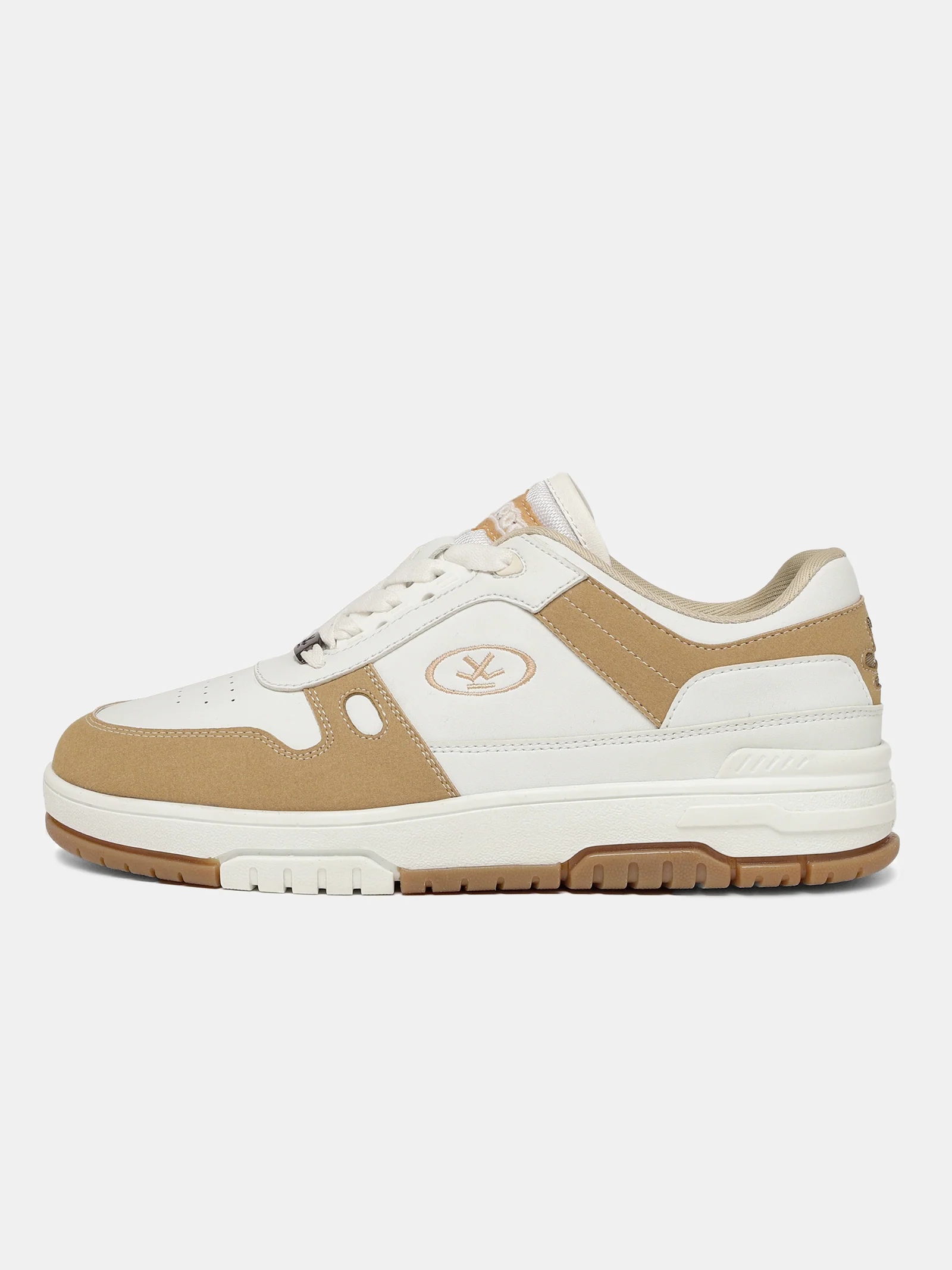 Sneakers | Greyhound Tanline - Image 3