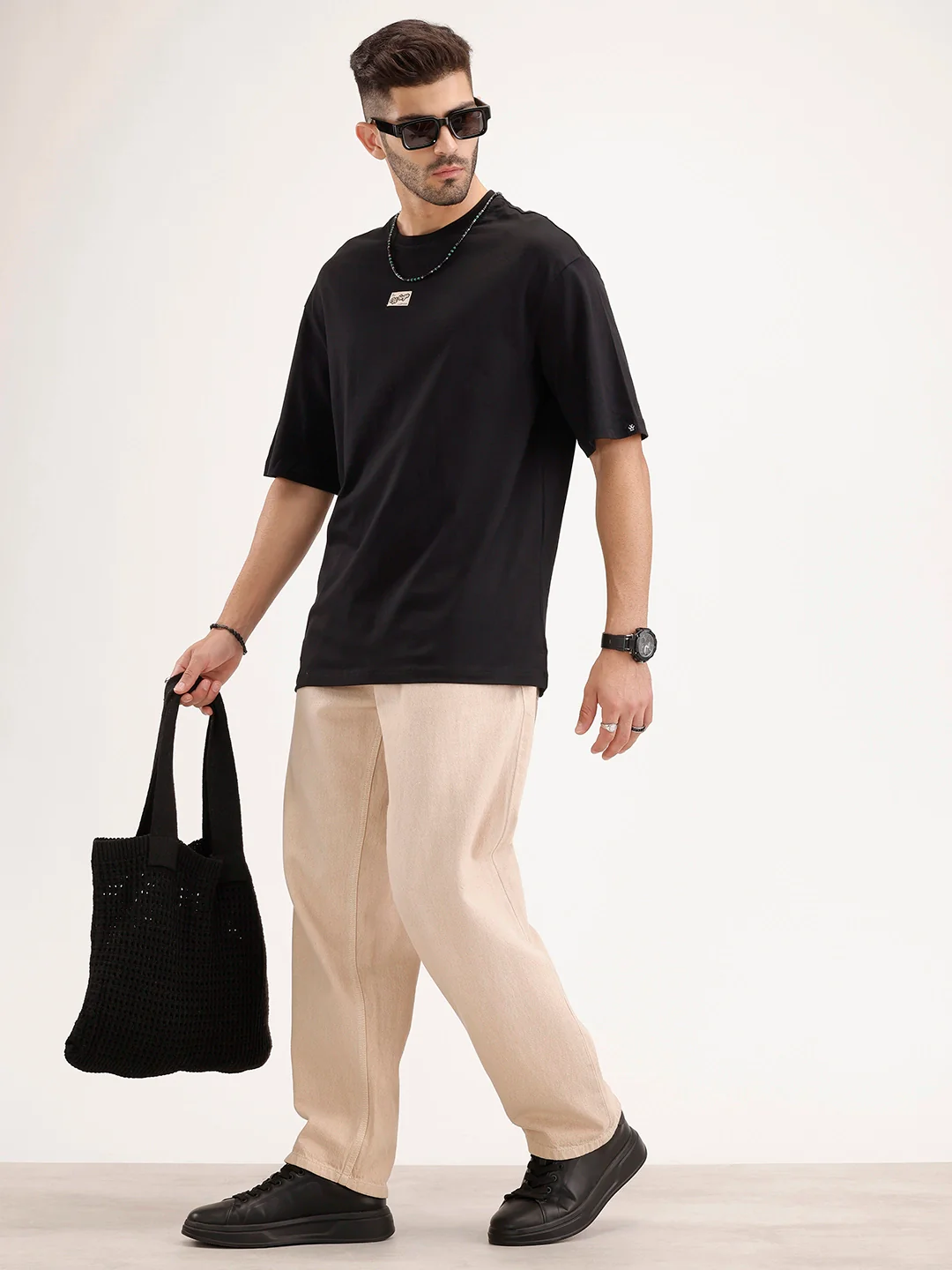 Solid Oversized Fit Patch Detail T-Shirt | Black - Image 2