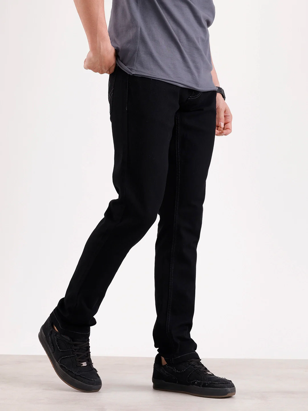 Solid Slim Fit Denim Jeans | Black - Image 4