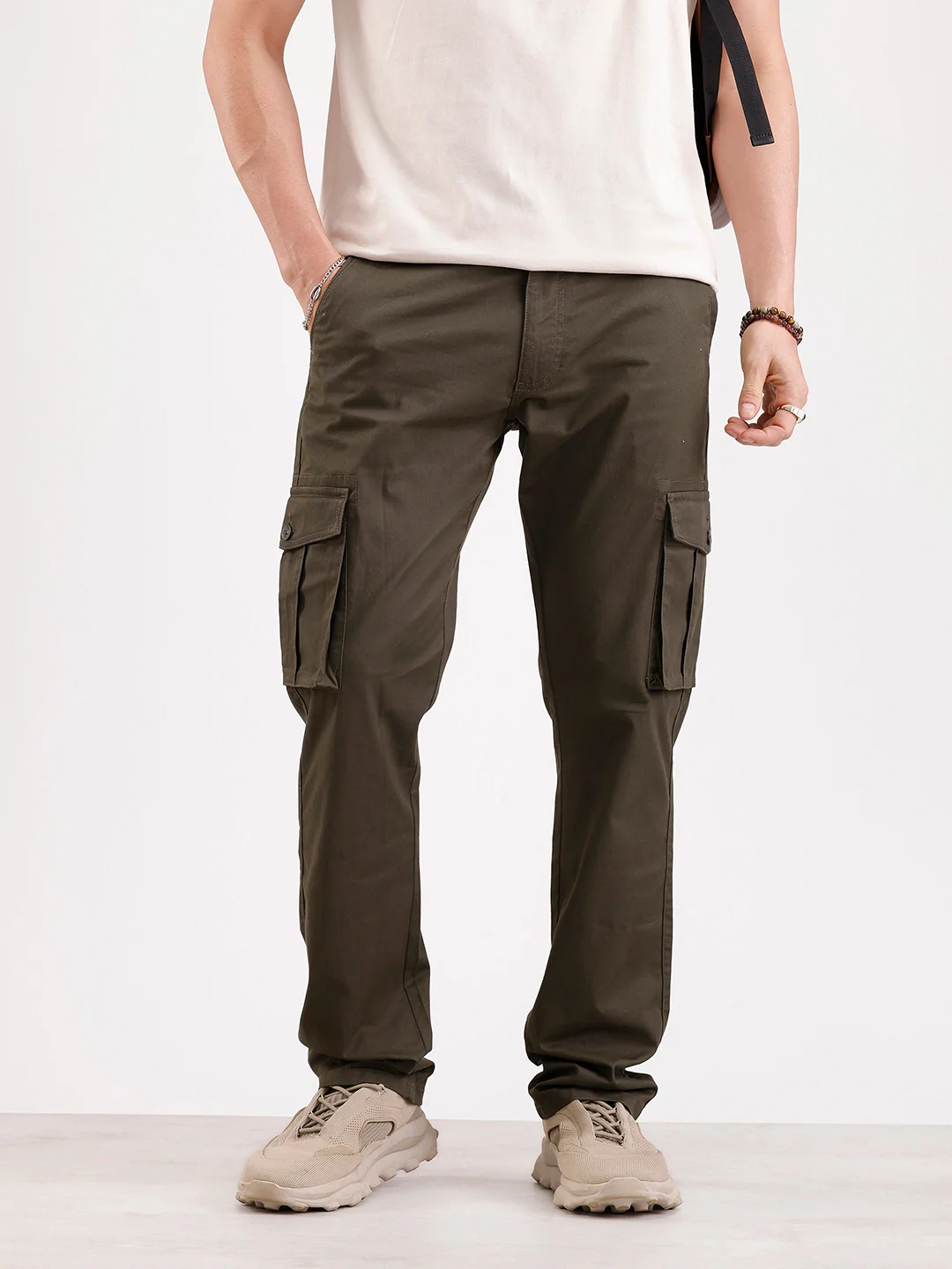 Solid Straight Fit Cargo Trouser   |  Olive