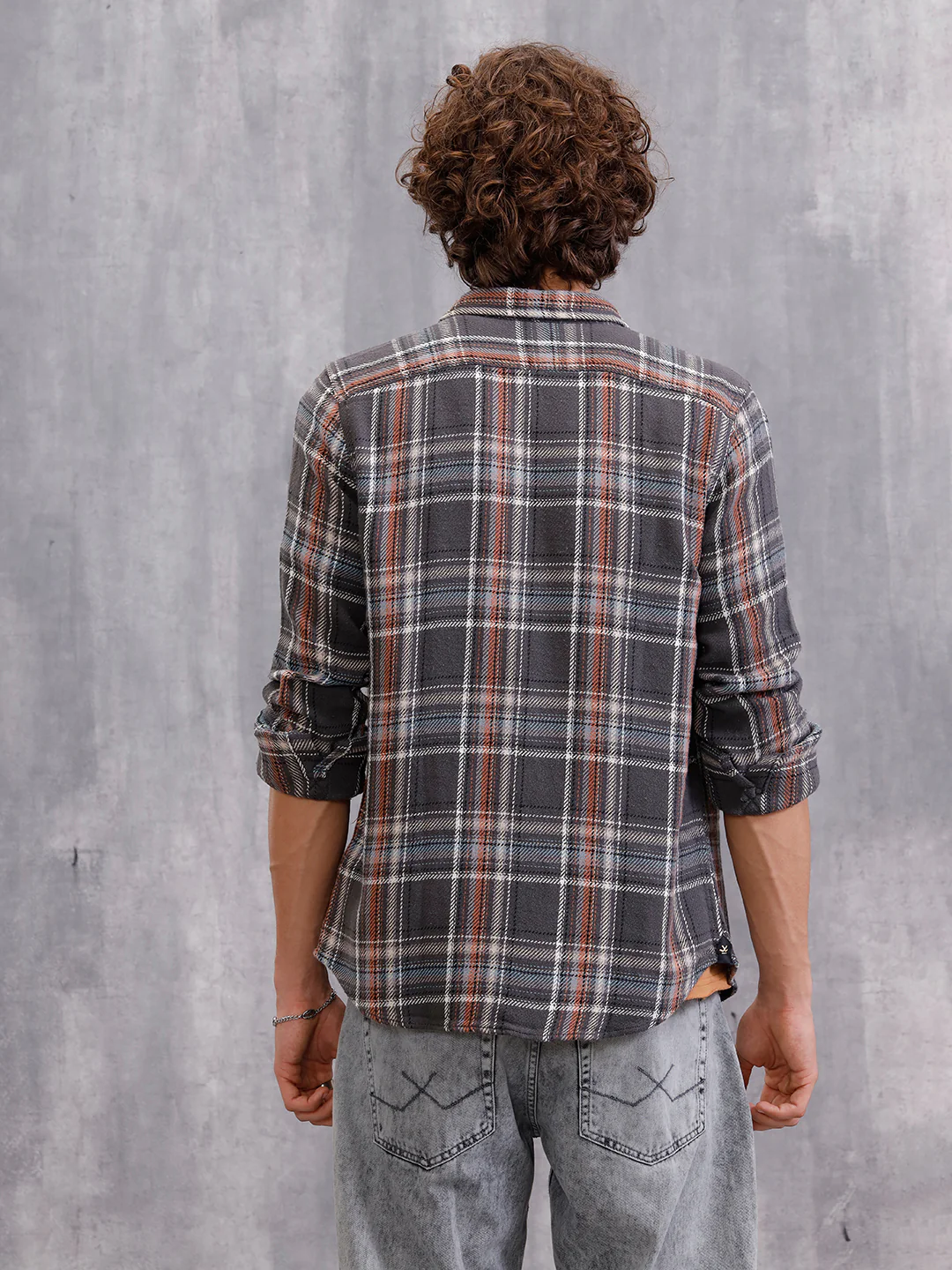 Textured Utility Check Shirt In Slim Fit | Dark Grey - Image 5
